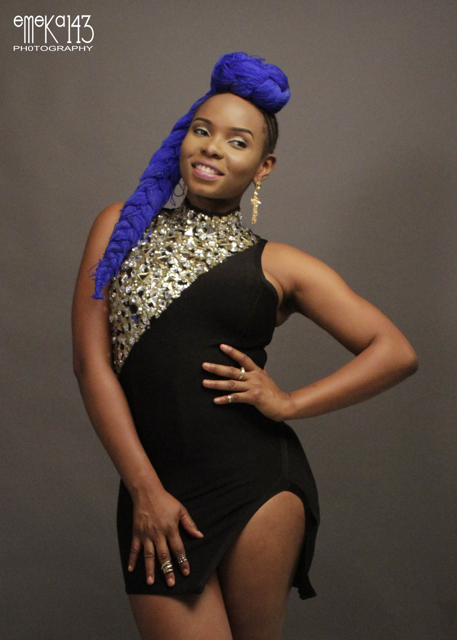 Electric Yemi Alade! Check Out Behind the Scenes Photos from 'Pose'  Featuring Ghanaian Duo R2Bees | BellaNaija