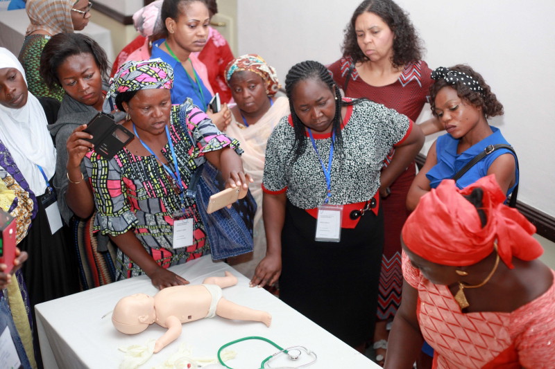 Toyin Saraki's Wellbeing Foundation Africa and National Association of  Nigerian Nurses and Midwives Mark International Day of the Midwife | Photos  | BellaNaija