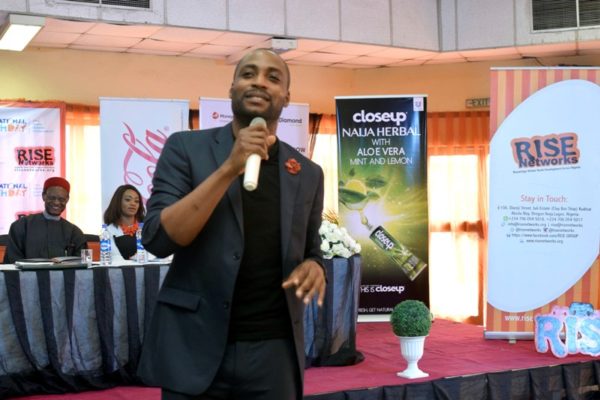 Guest Speaker Okechukwu Ofili of Okada Books delivering his speech at the #IYD2016NG event.