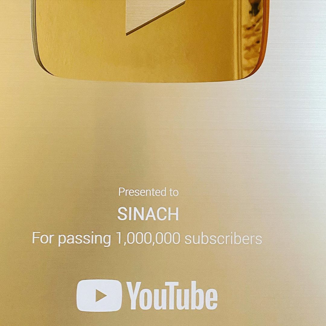 Guess who Just Got a YouTube Gold Plaque - Sinach ?? | BellaNaija