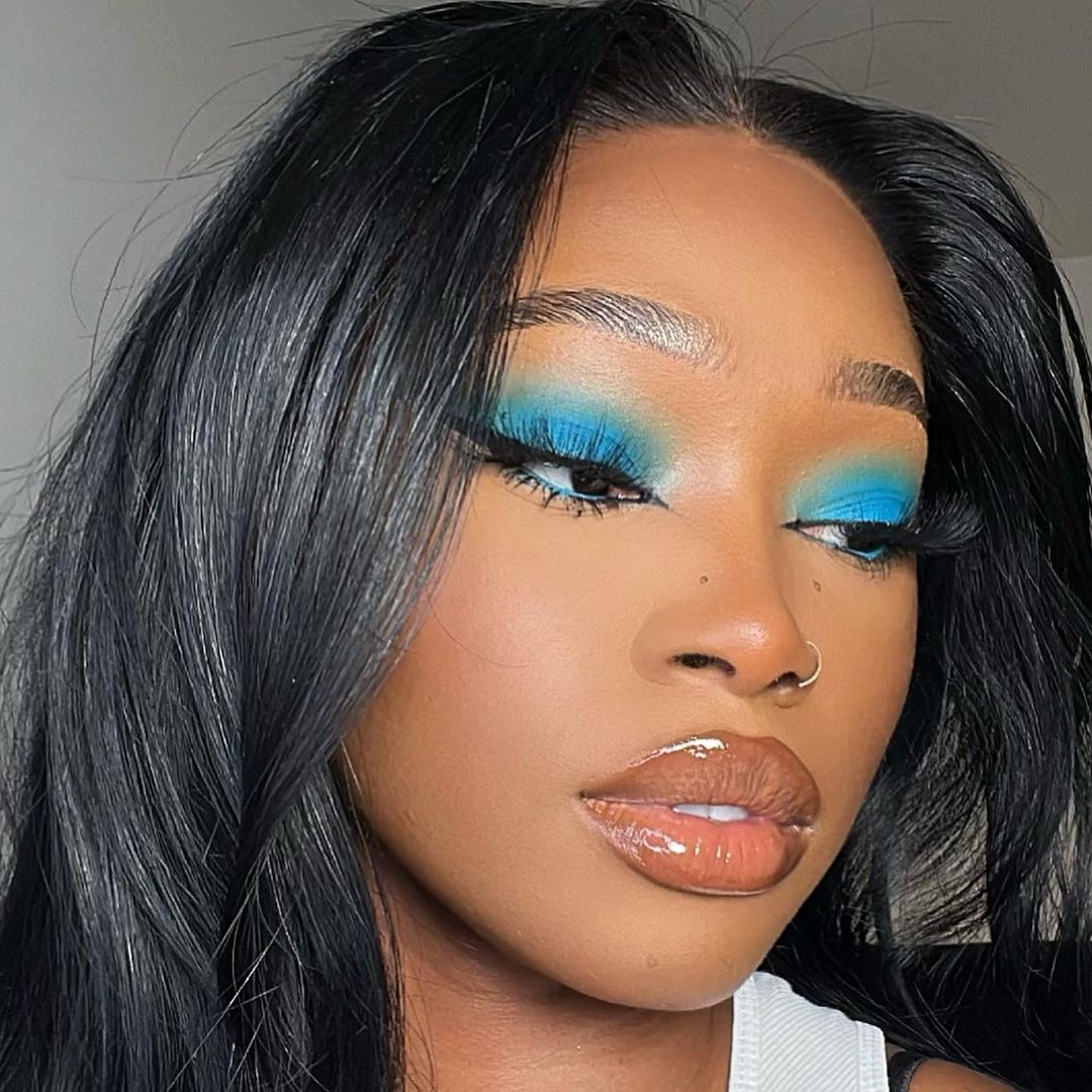 Makeup Tutorial: Here's how to Achieve Bomb Blue Smokey Eyes - Thanks Uche  Natori | BellaNaija